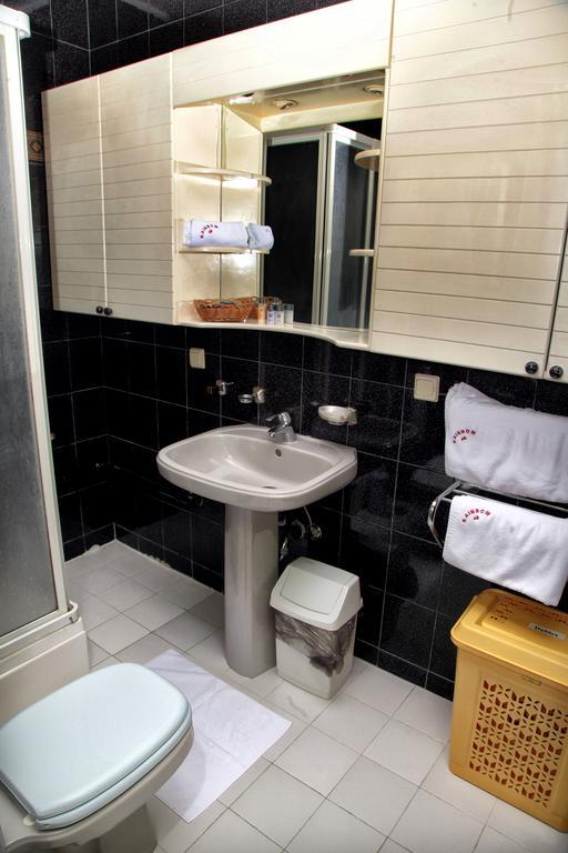 Rainbow 48 Apart Hotel Istanbul Bilik gambar